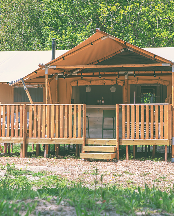 Uncategorised – Woud Texel Tiny House Tenten Jouw Tiny House Tent De zes Tiny House Tenten van Woud vind je verspreid over het kampeerterrein, tussen de kampeerplaatsen. Ze zijn ingericht...